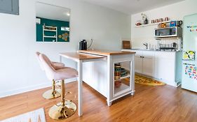 Artsy, Private Gem Near Iconic South Congress